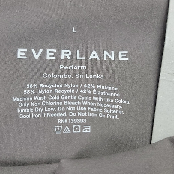 *NWT* EVERLANE PERFORM CROPPED LEGGIN LARGE - Picture 7 of 8